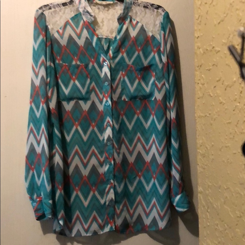Blouse. Wishful Park.